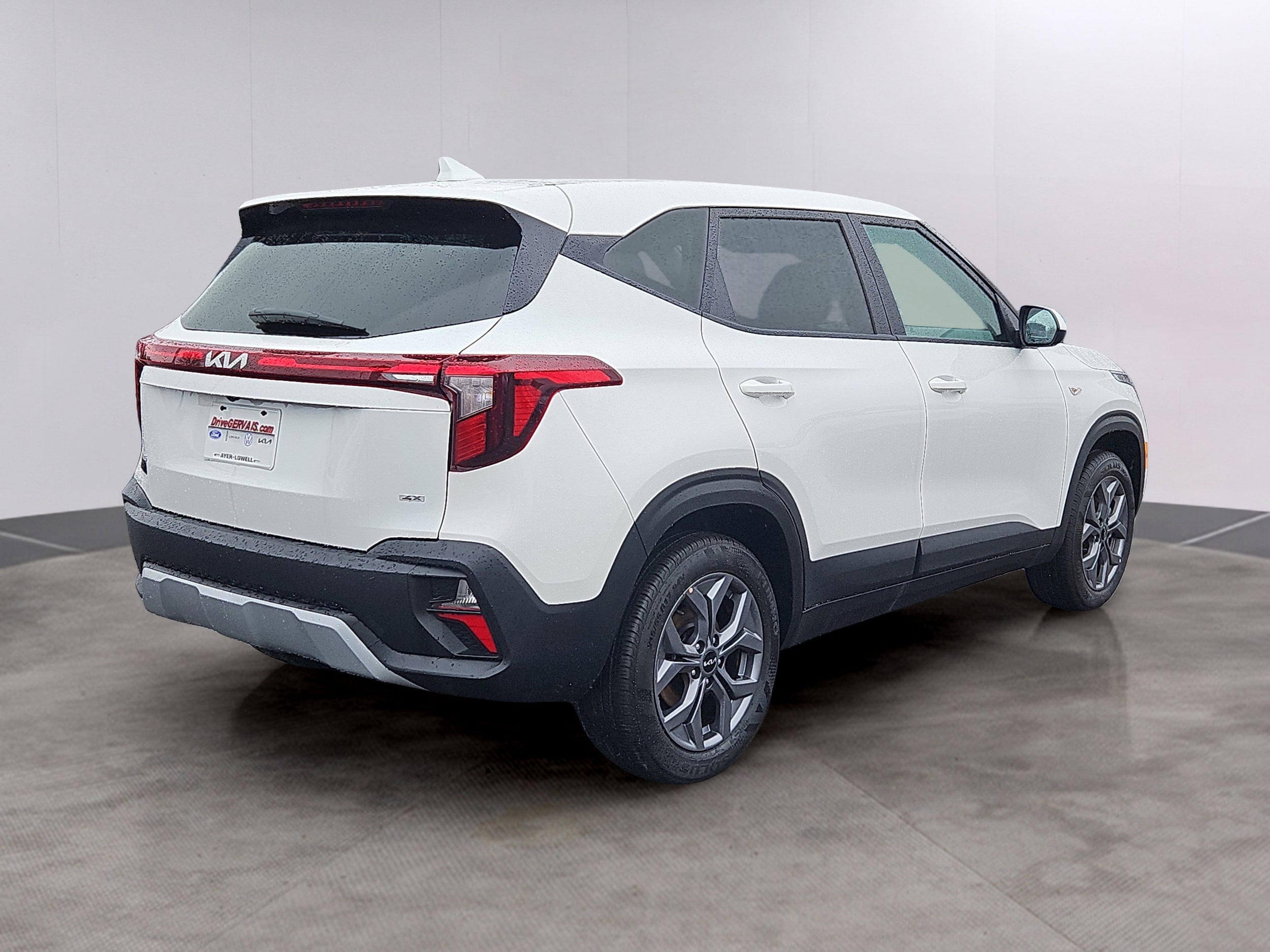 Used 2025 Kia Seltos LX with VIN KNDEPCAA5S7690834 for sale in Lowell, MA