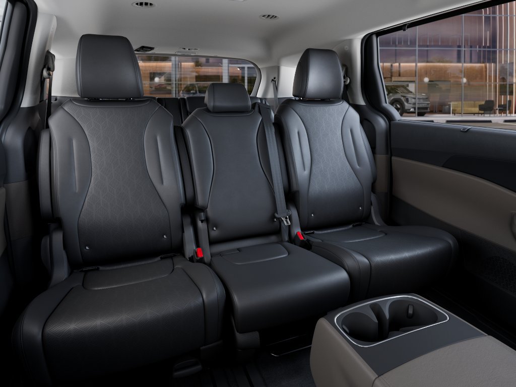 2026 Kia Carnival EX - Photo 16