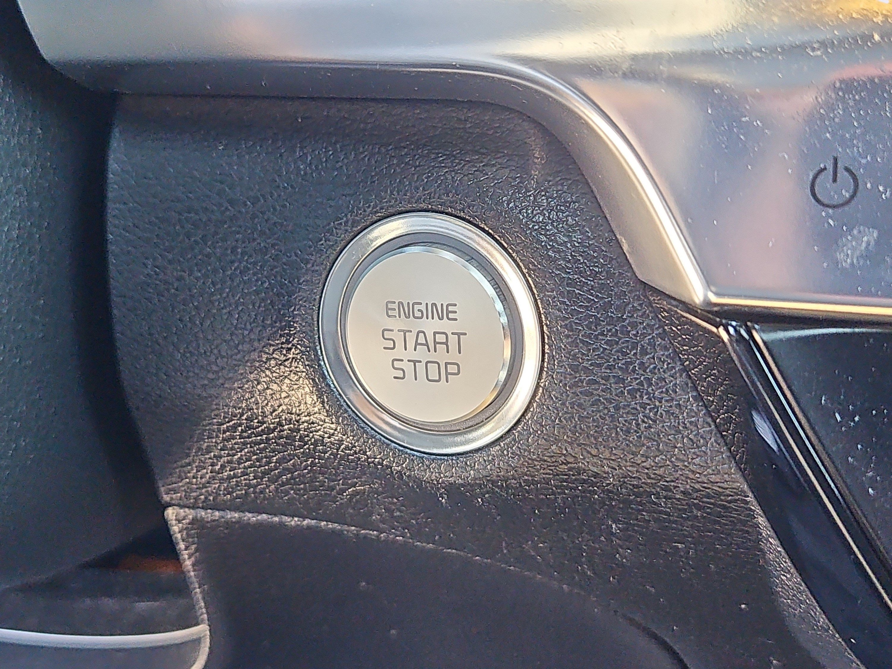 2022 Kia Telluride SX - Photo 19