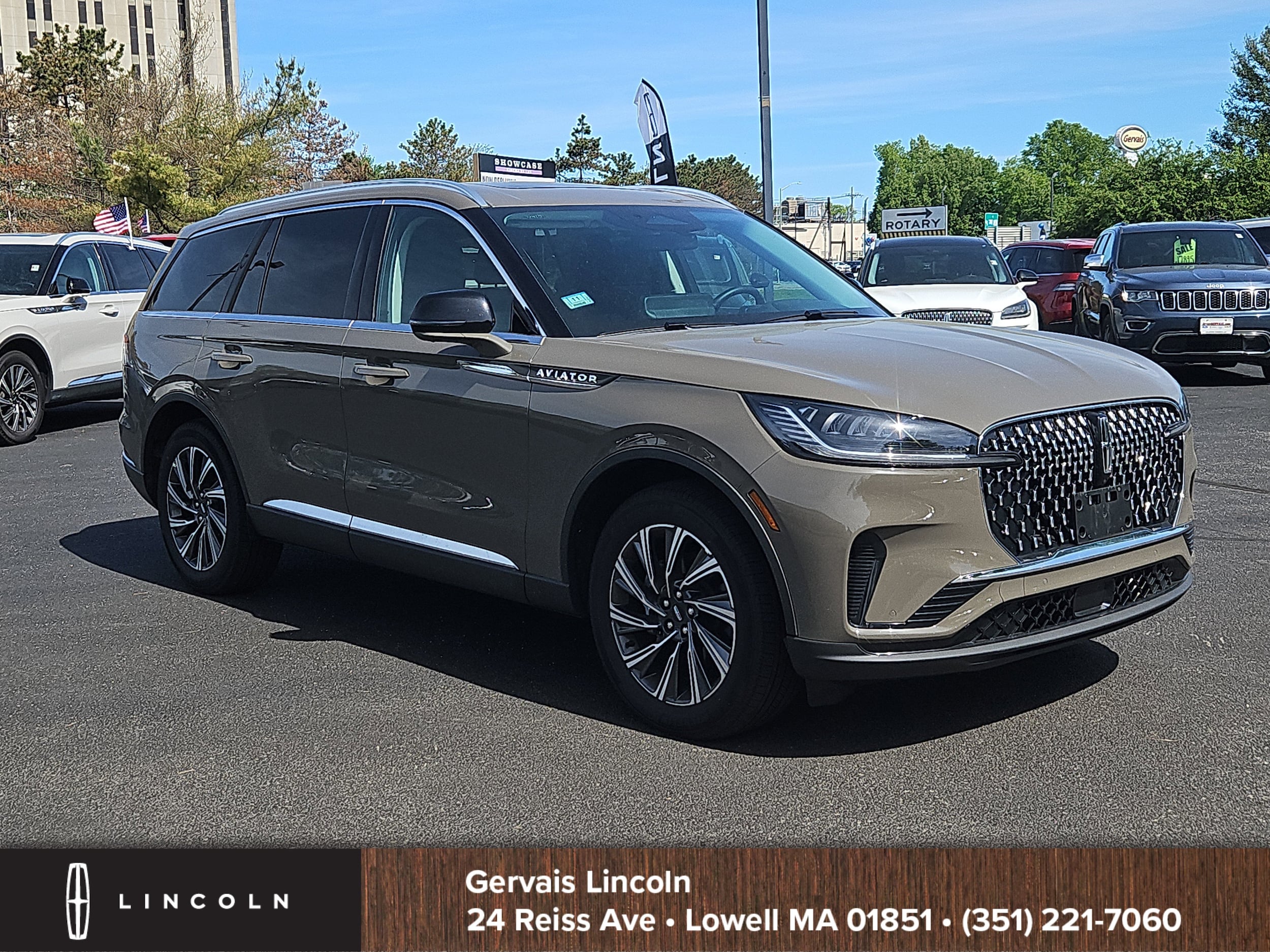 2026 Lincoln Aviator Premiere AWD's photo