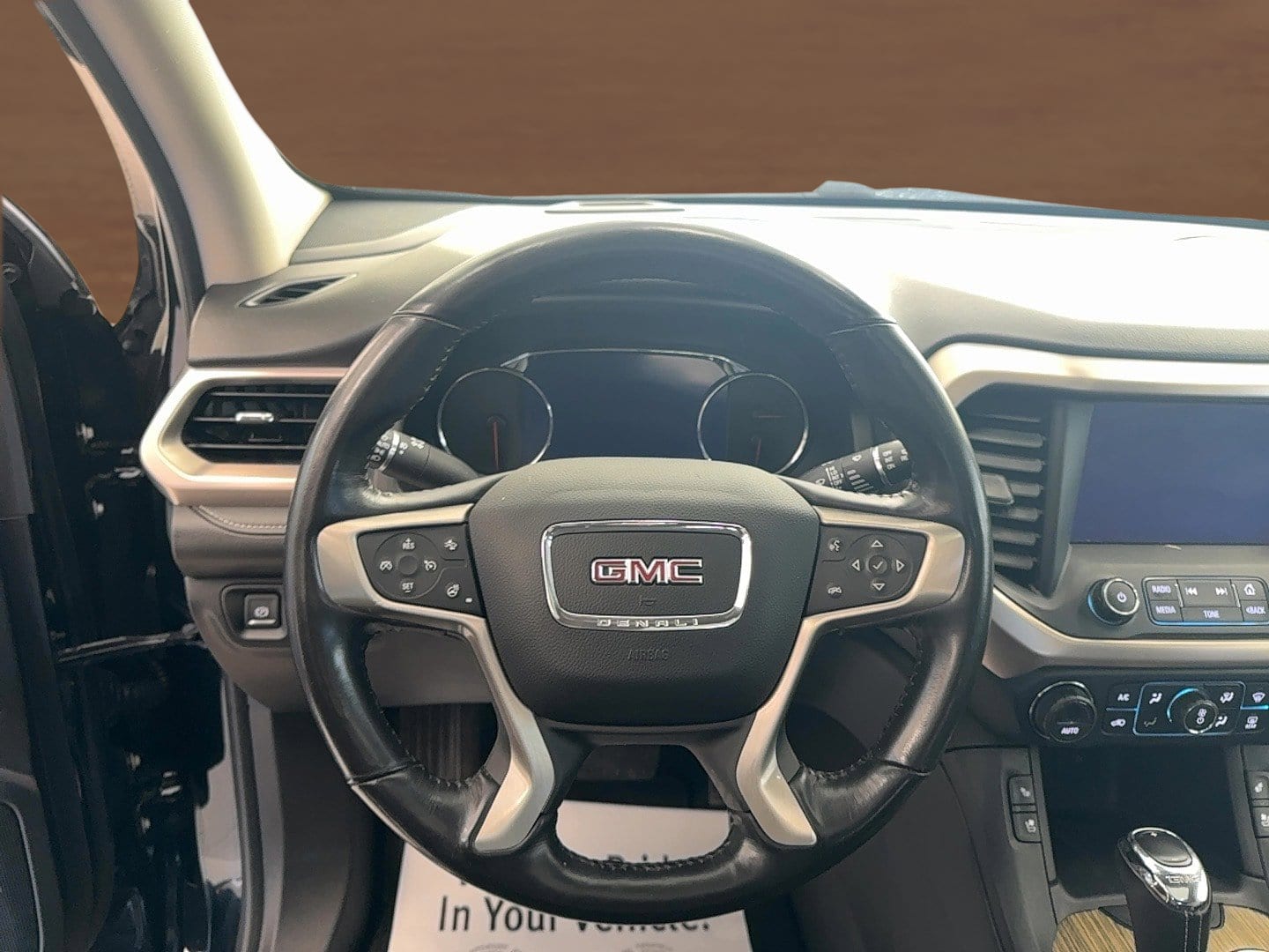 2018 GMC Acadia Denali - Photo 18