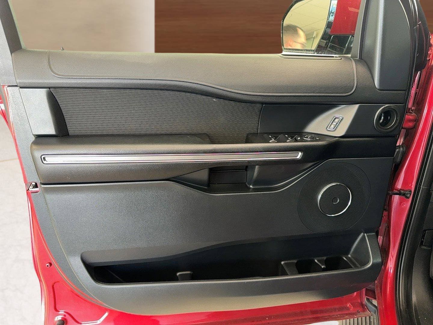 2021 Ford Expedition XLT - Photo 15