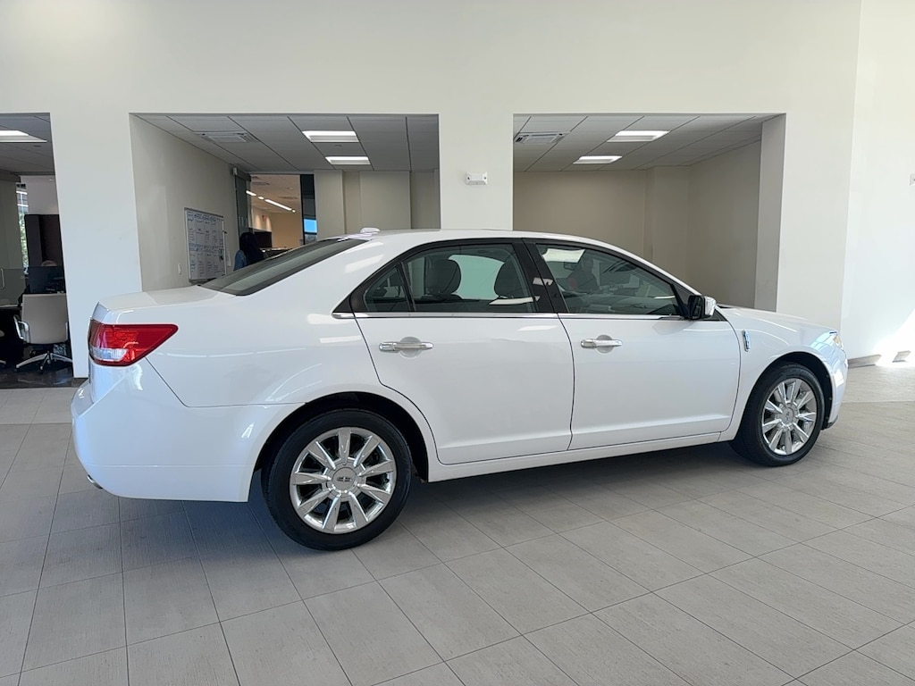 Used 2011 Lincoln MKZ FWD SEDAN