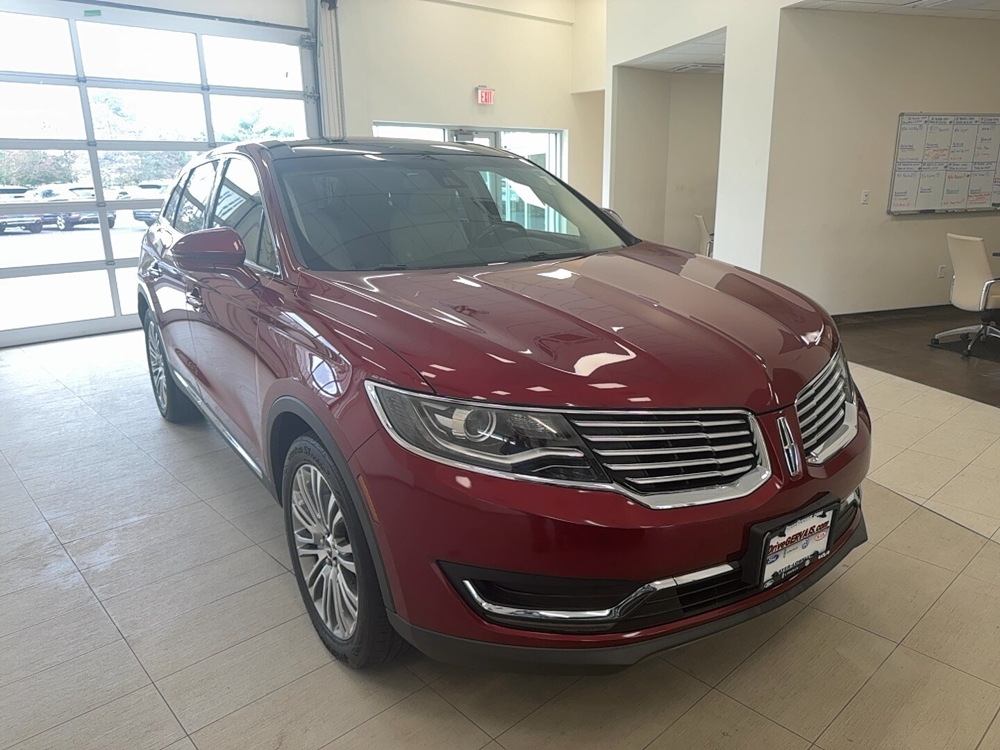 2017 Lincoln MKX Reserve photo 3
