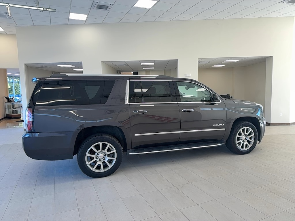 Used 2018 GMC Yukon Denali 4WD SUV