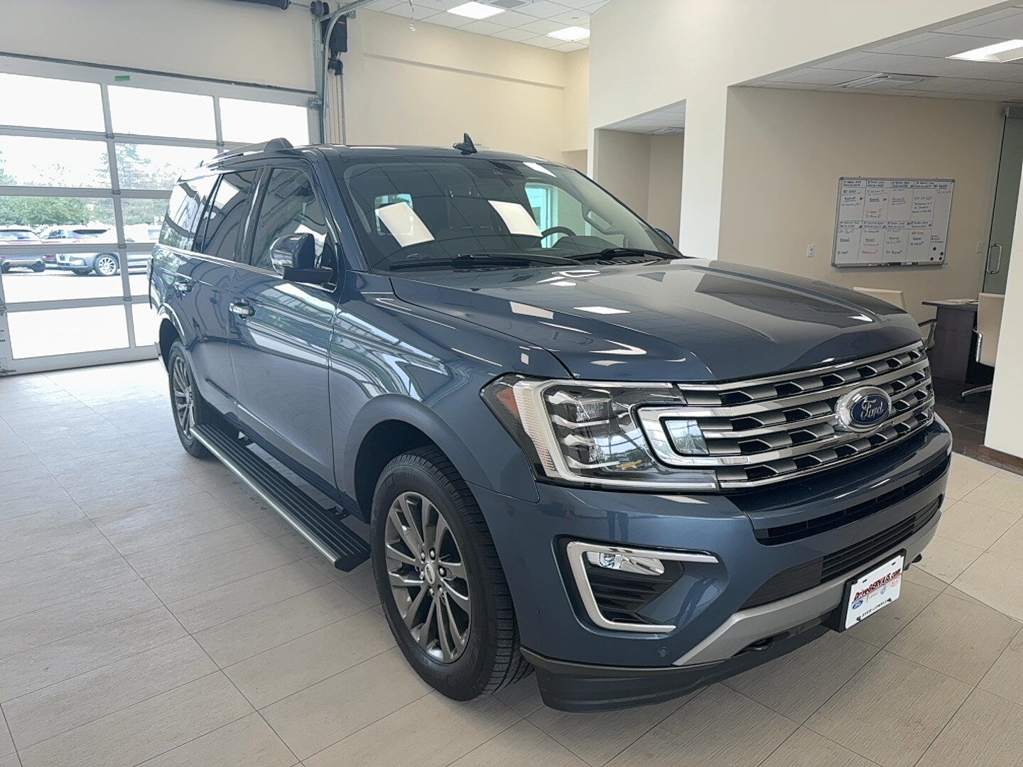 2020 Ford Expedition Limited photo 3