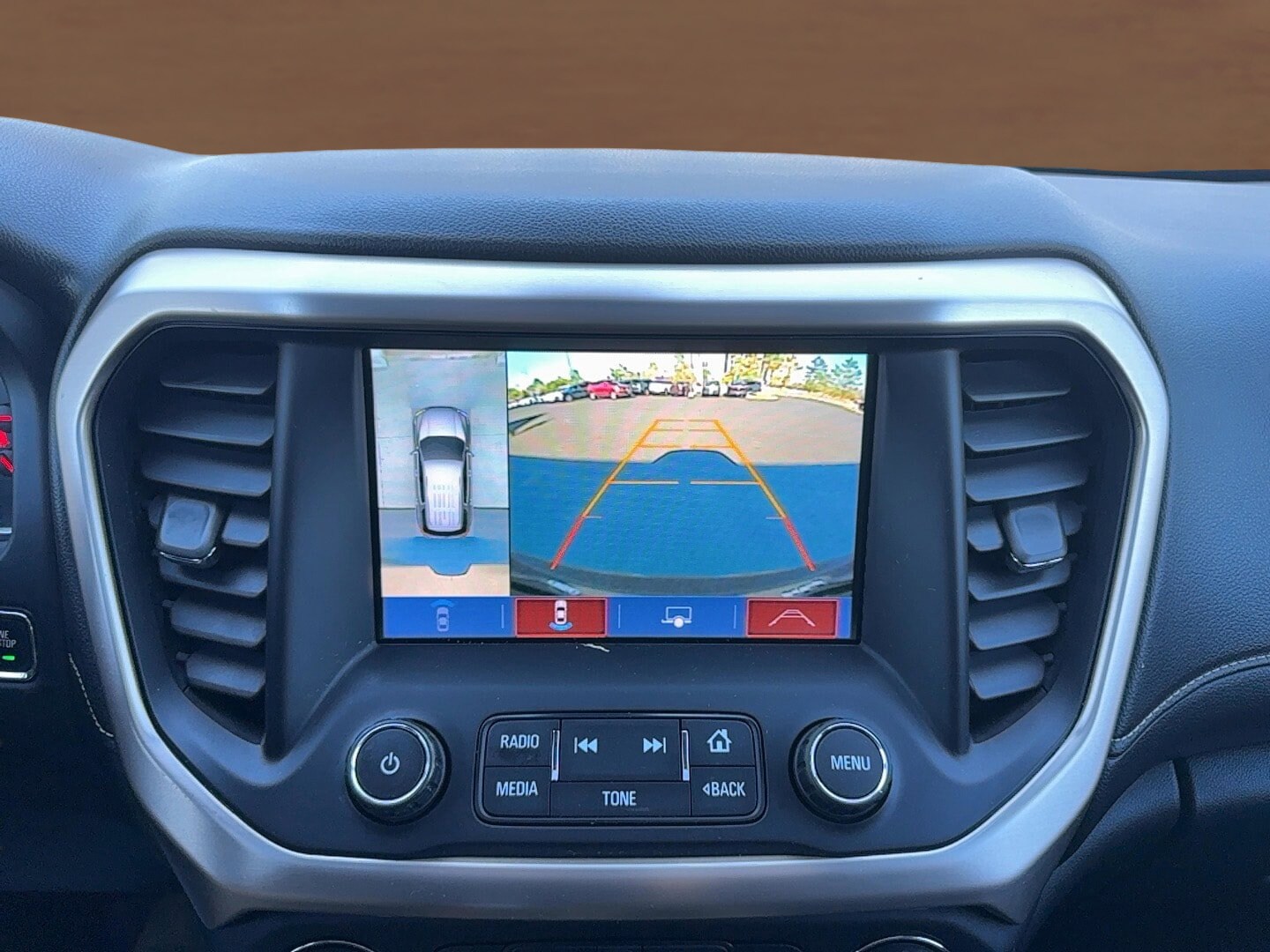 2018 GMC Acadia Denali - Photo 28