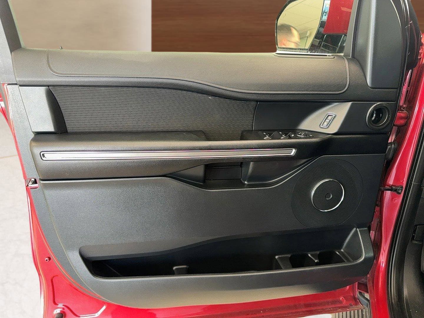 2021 Ford Expedition XLT - Photo 15