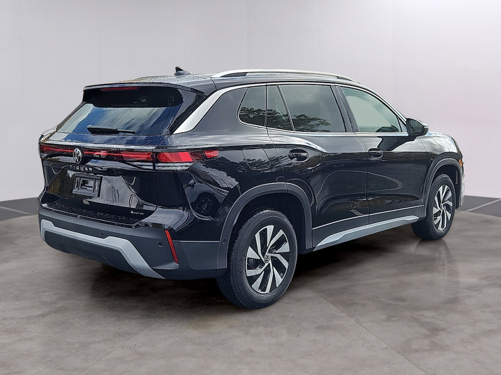 New 2025 Volkswagen Tiguan 2.0T S SUV