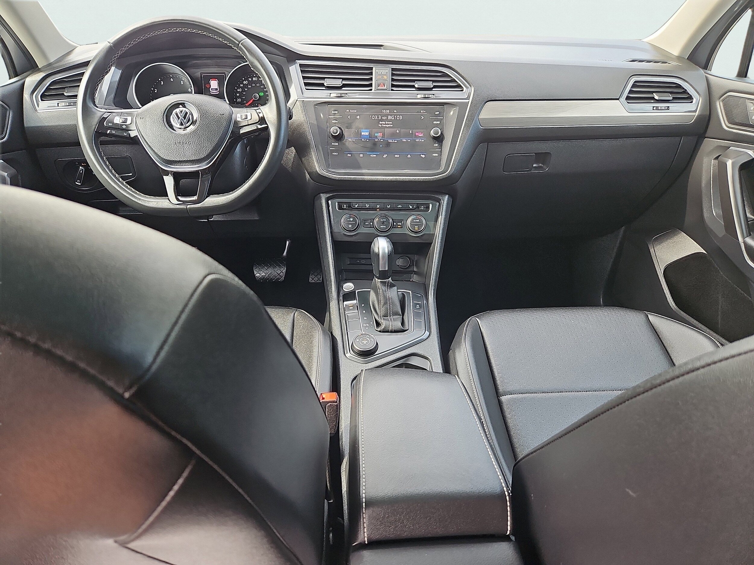 2021 Volkswagen Tiguan R-Line Black SEL photo 3