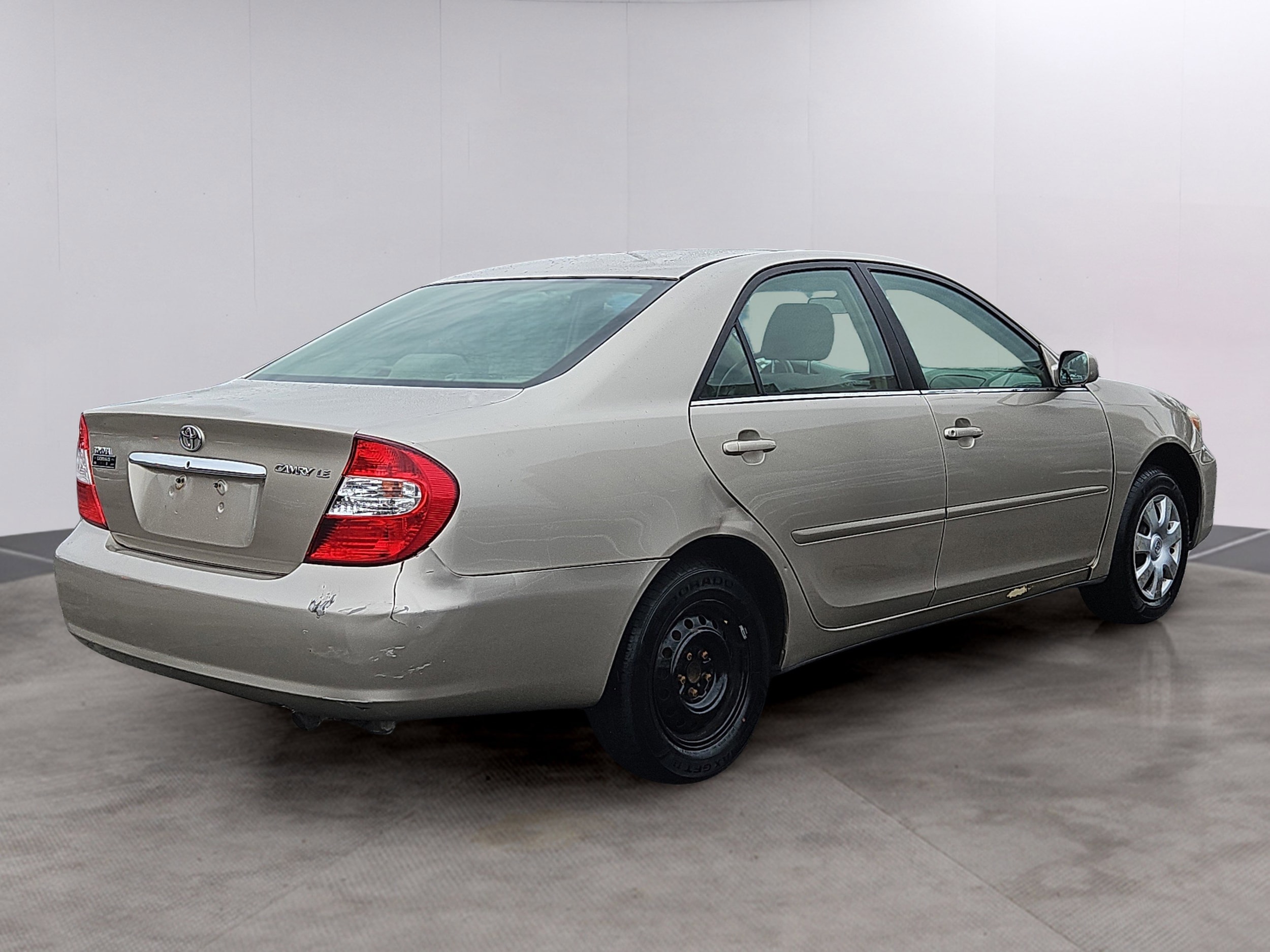 Used 2004 Toyota Camry XLE with VIN 4T1BE32K34U302693 for sale in Lowell, MA