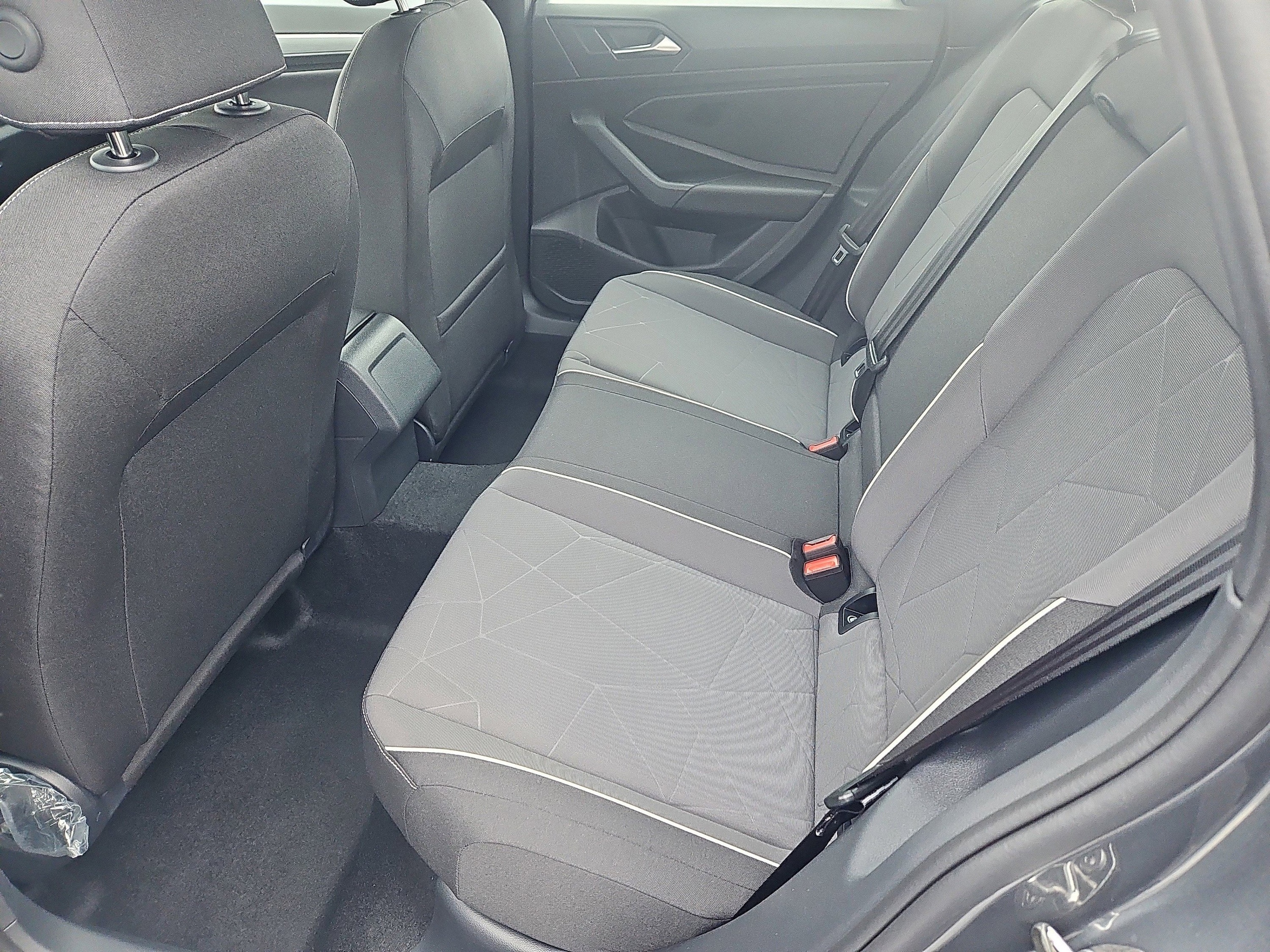 2026 Volkswagen Jetta Sport - Photo 17