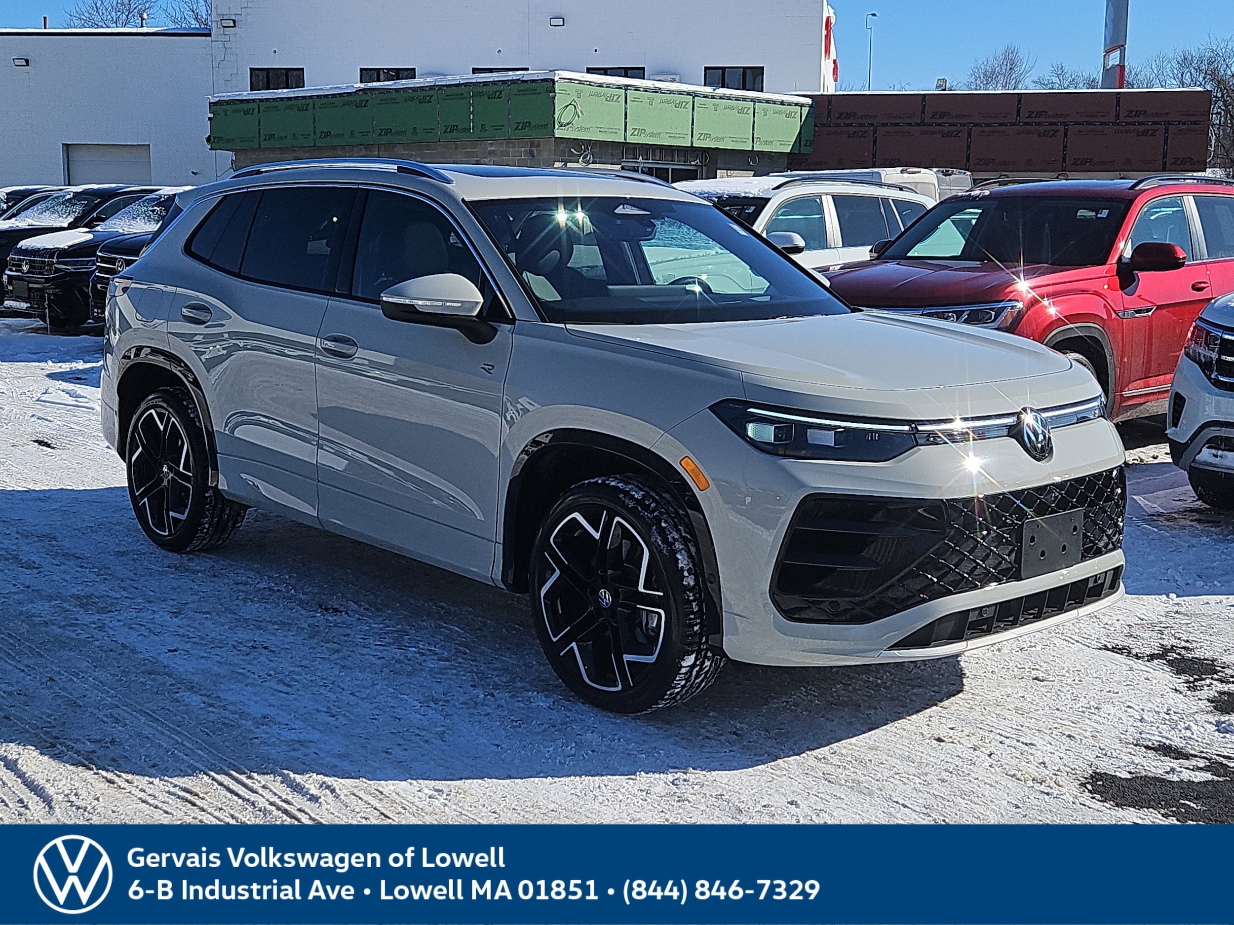 2026 Volkswagen Tiguan SEL R-Line Turbo 4Motion