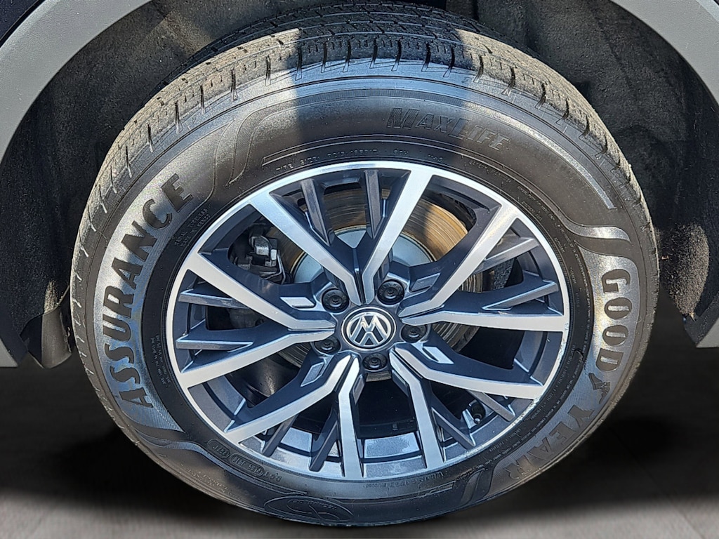 Used 2020 Volkswagen Tiguan 2.0T SE 4MOTION SUV