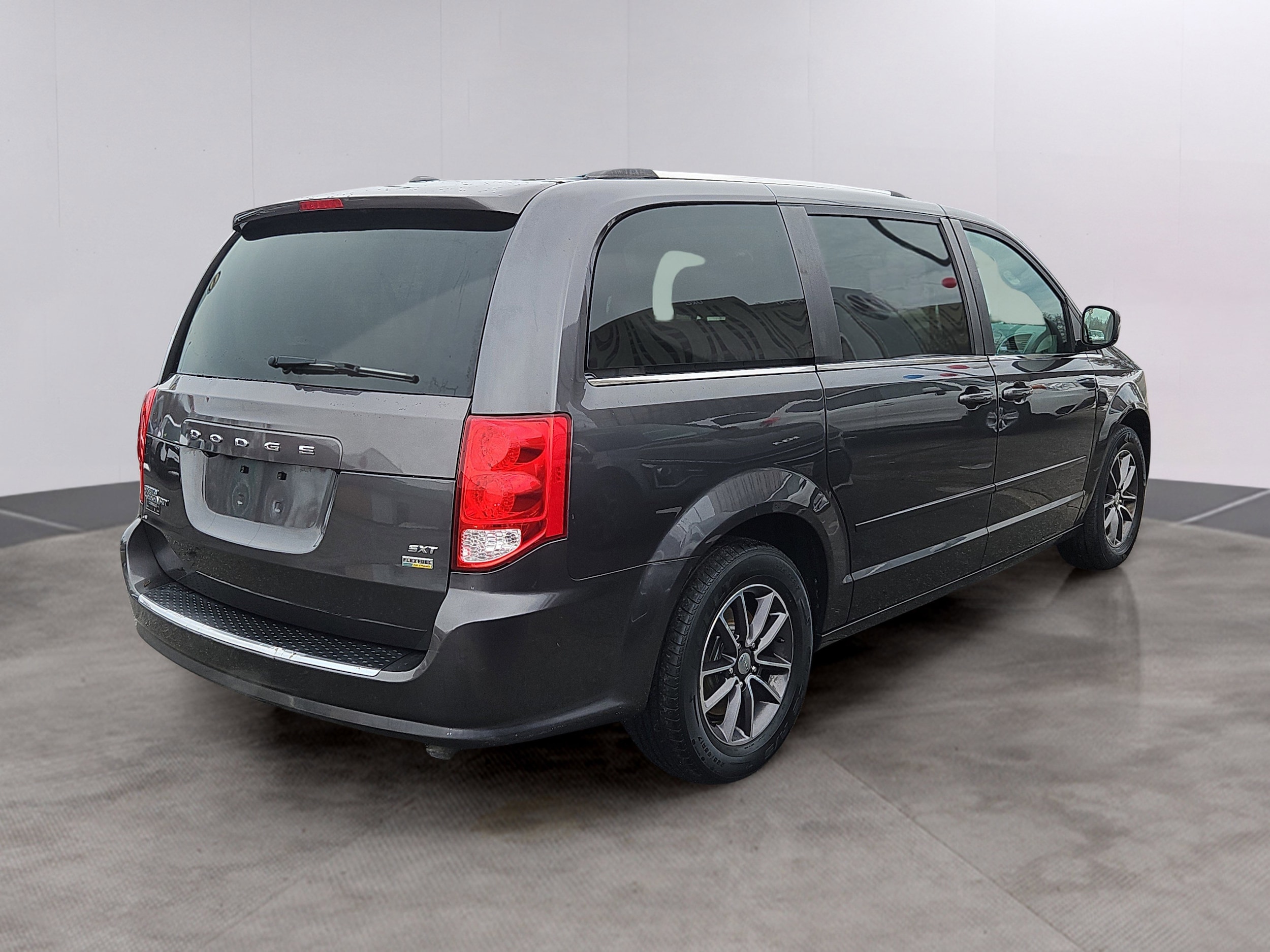 Used 2017 Dodge Grand Caravan SXT with VIN 2C4RDGCGXHR852452 for sale in Lowell, MA