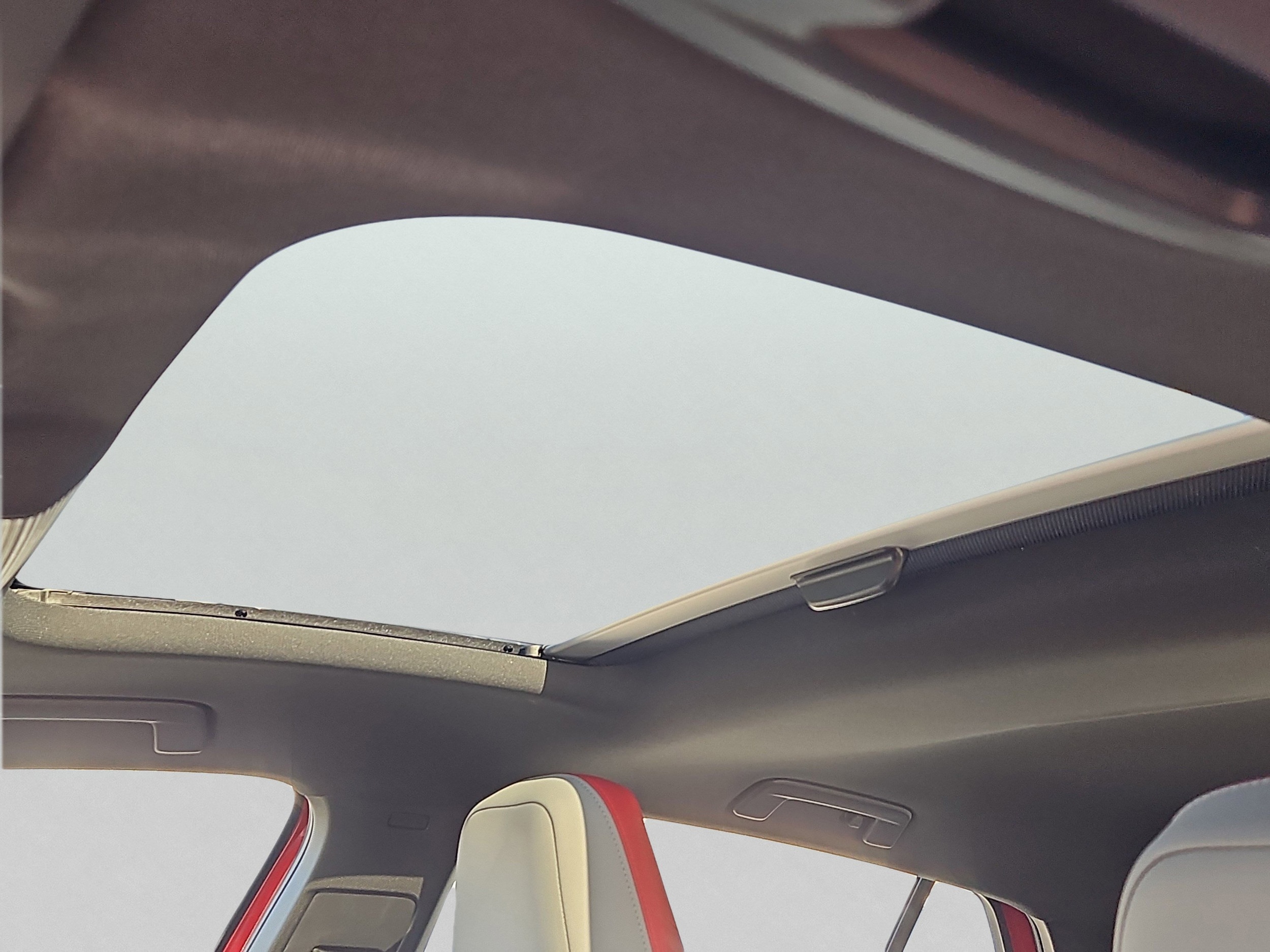 2025 Volkswagen Golf GTI SE - Photo 7