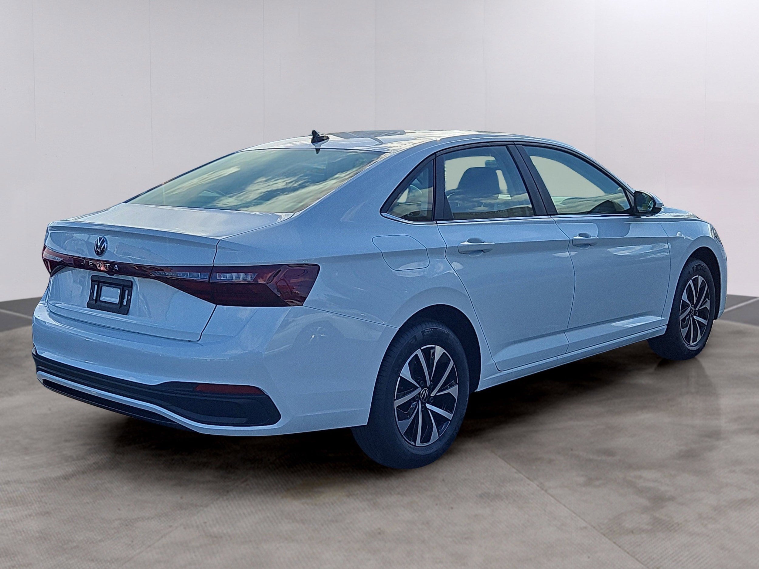 3VW5W7BU7TM007295