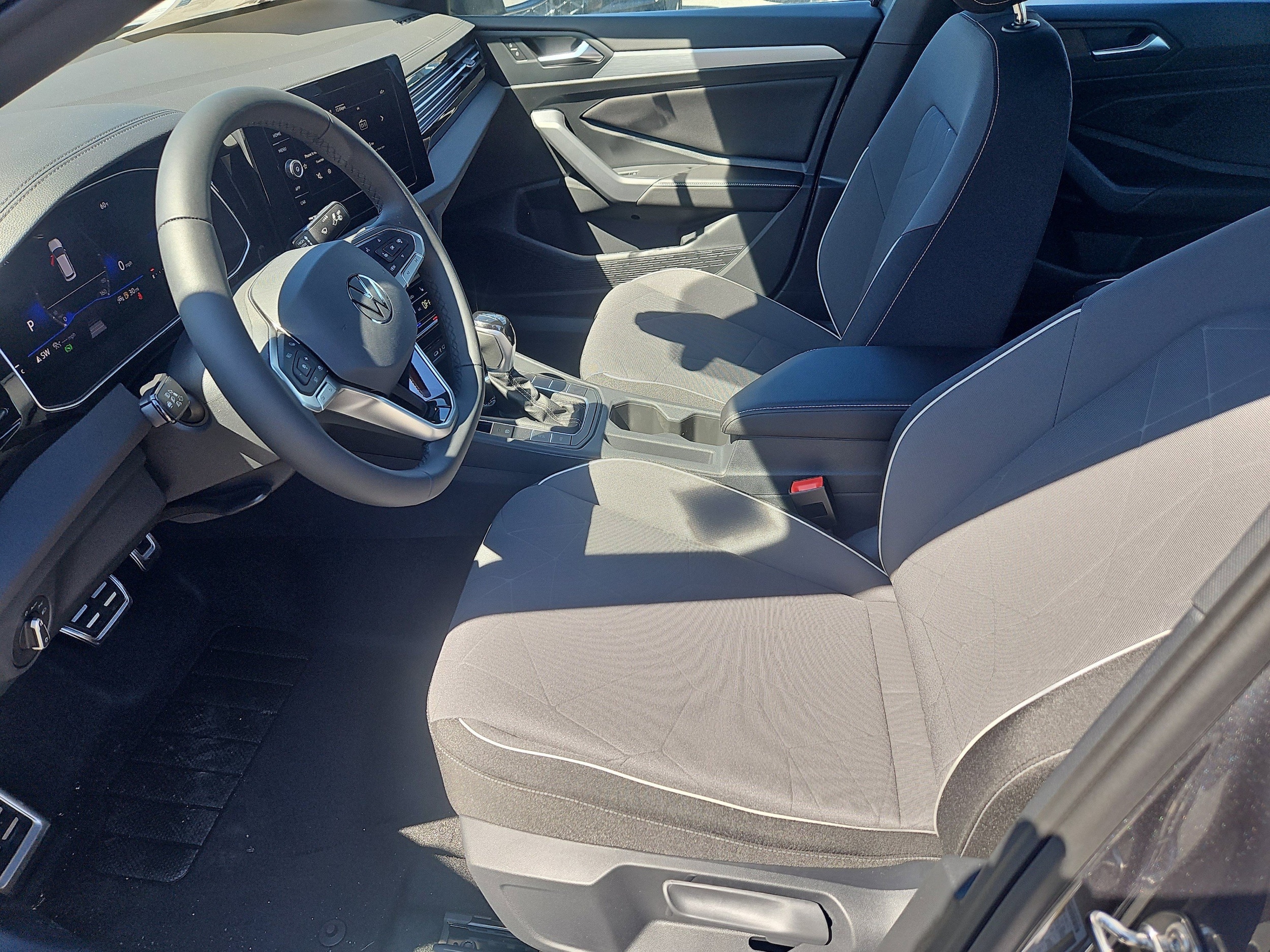 2026 Volkswagen Jetta Sport - Photo 15