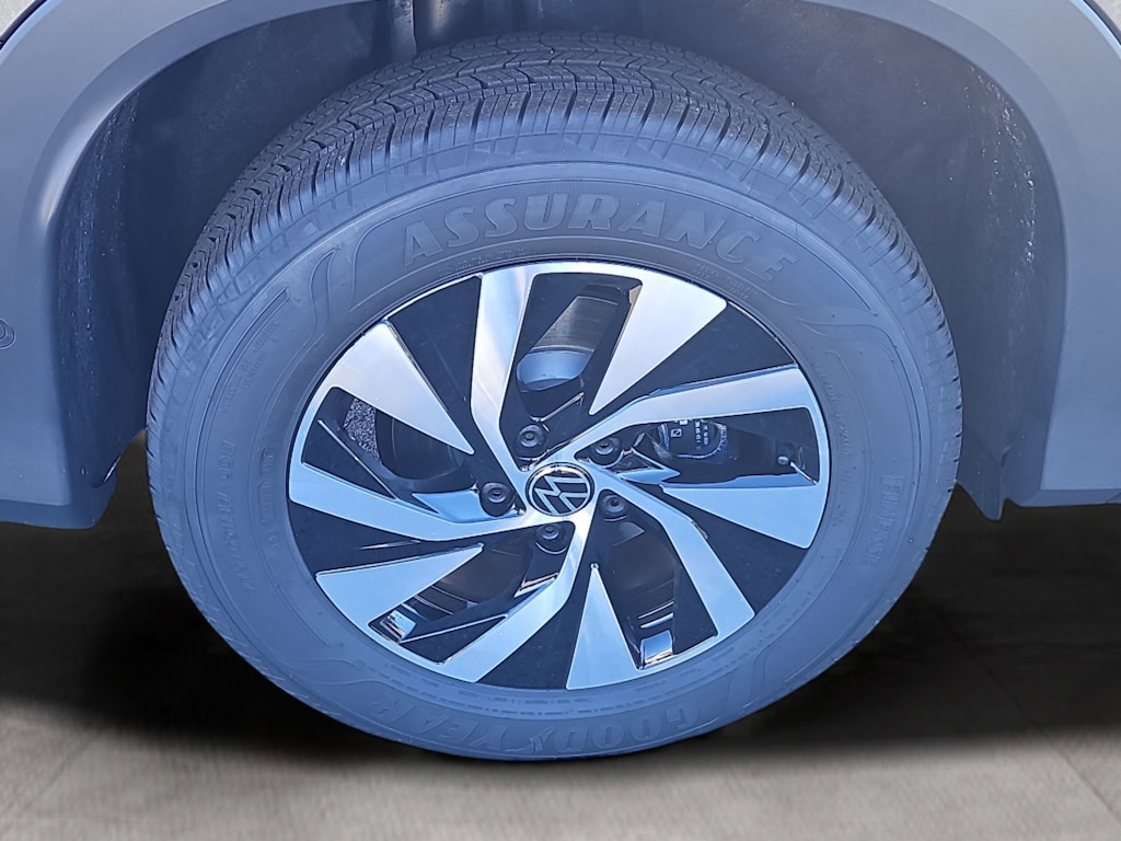 New 2025 Volkswagen Tiguan 2.0T S SUV