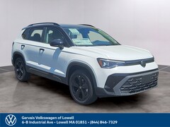 2026 Volkswagen Taos 1.5T SE Black SUV