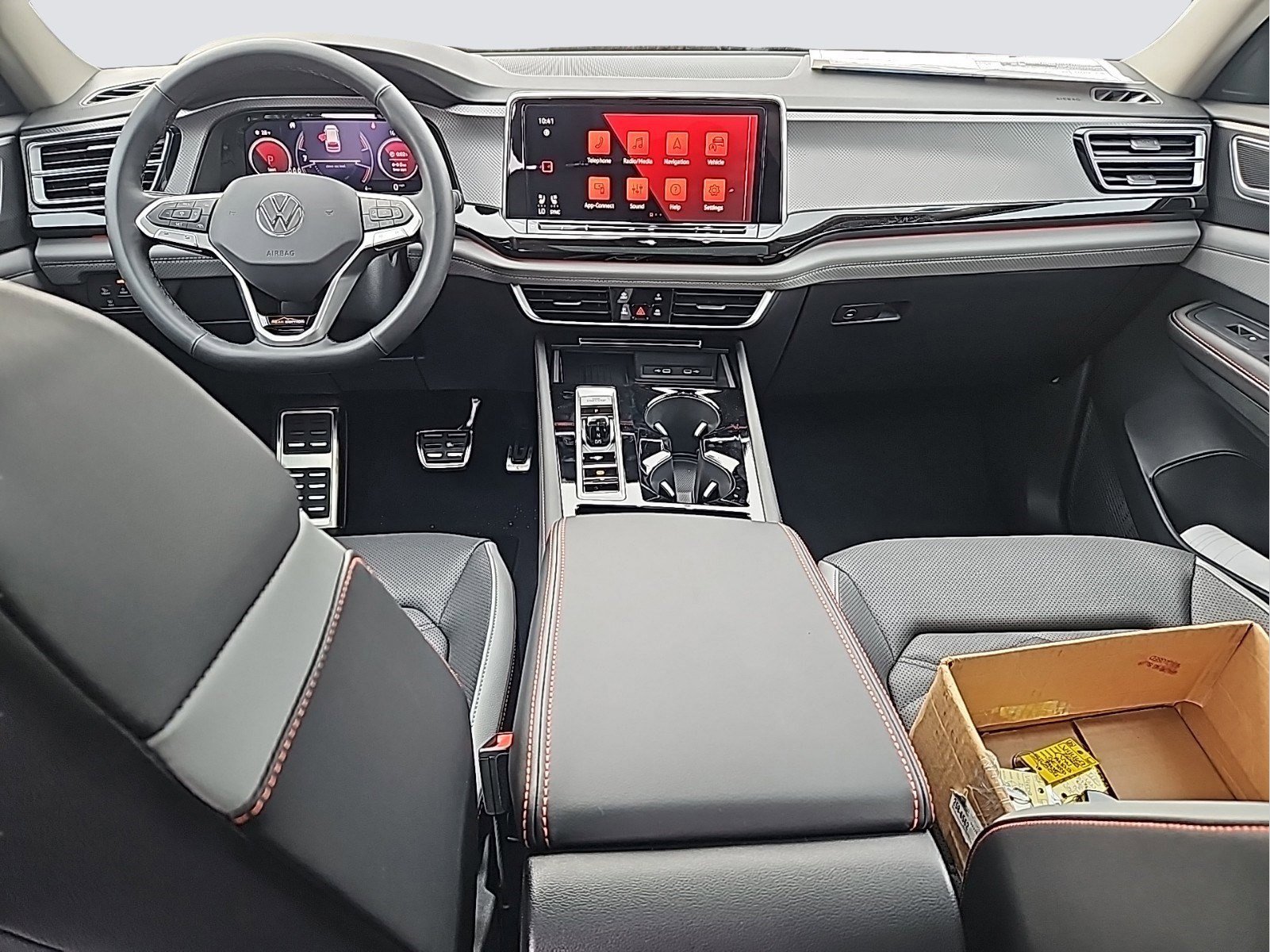 2025 Volkswagen Atlas Peak Edition SE photo 3