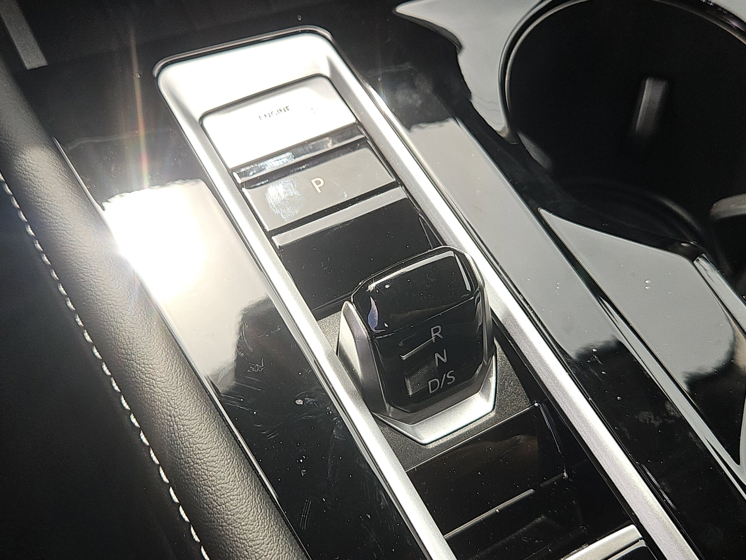 2026 Volkswagen Atlas SE w/Tech - Photo 17