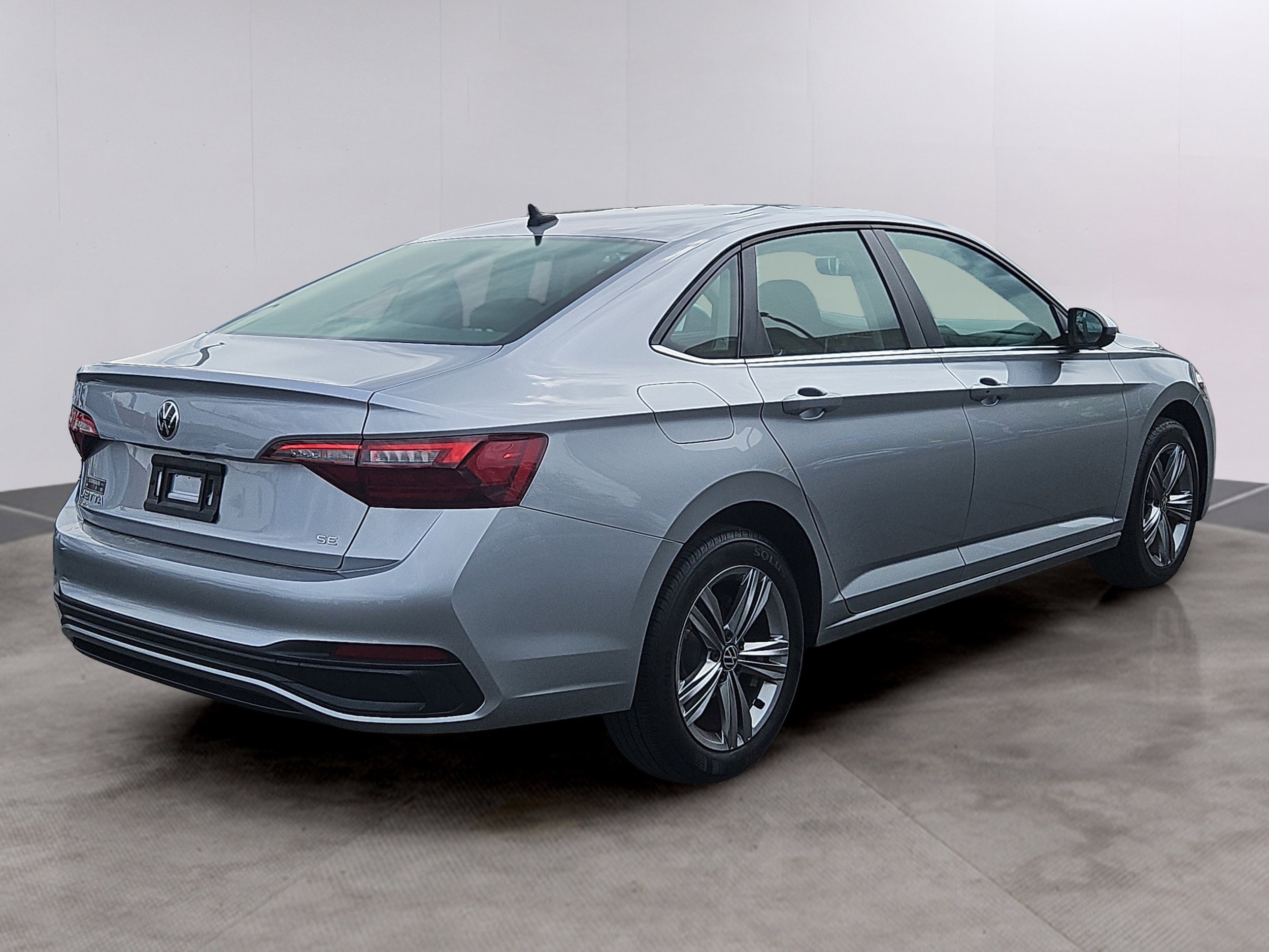 Used 2022 Volkswagen Jetta SE with VIN 3VW7M7BU4NM027120 for sale in Lowell, MA