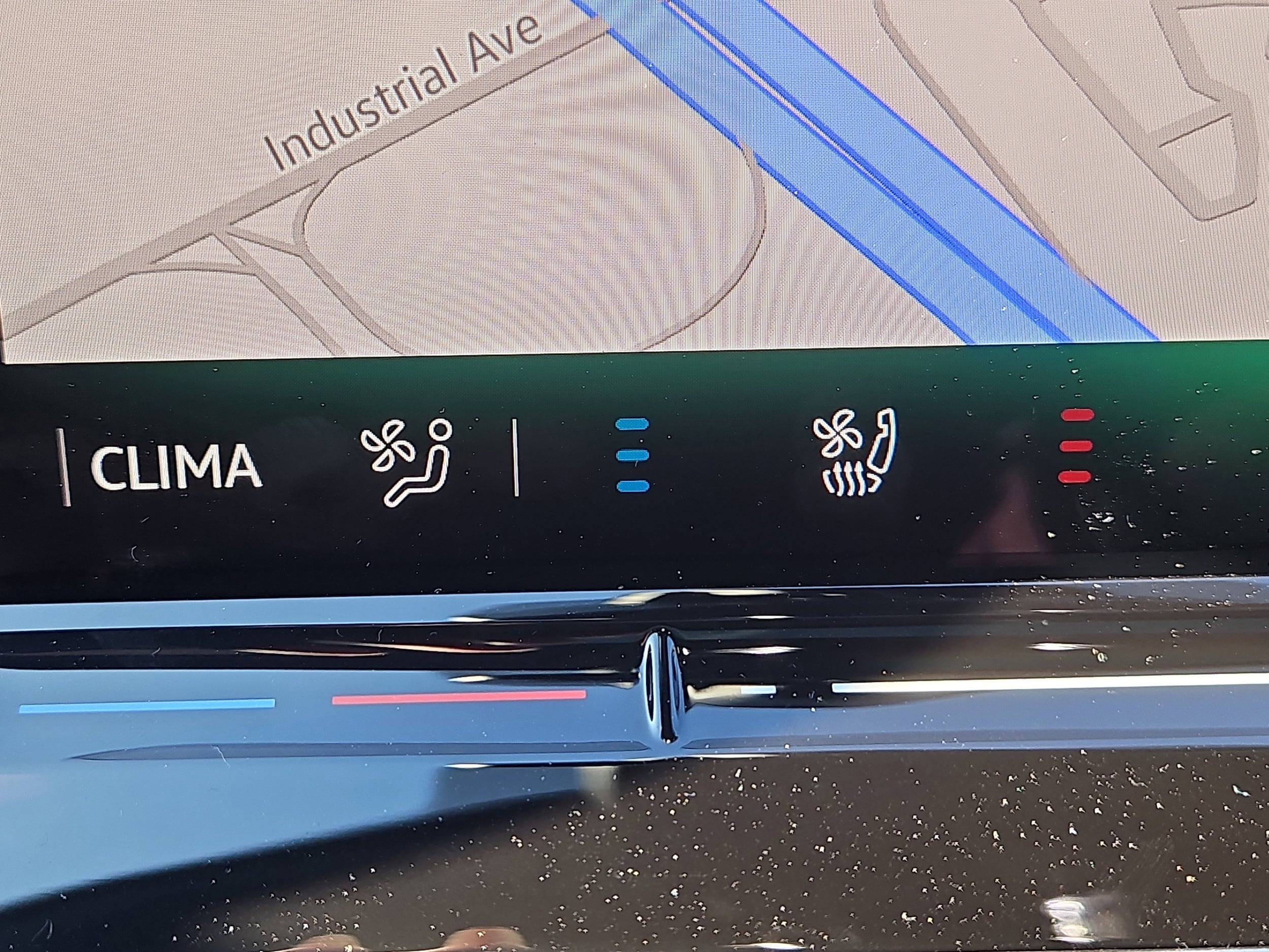 2025 Volkswagen Golf GTI SE - Photo 12