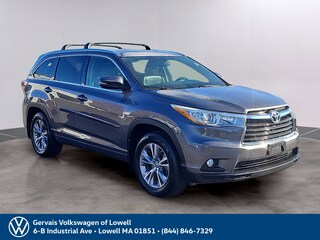 Picture of a  2015 Toyota Highlander WAGON For Sale In Lowell, MA