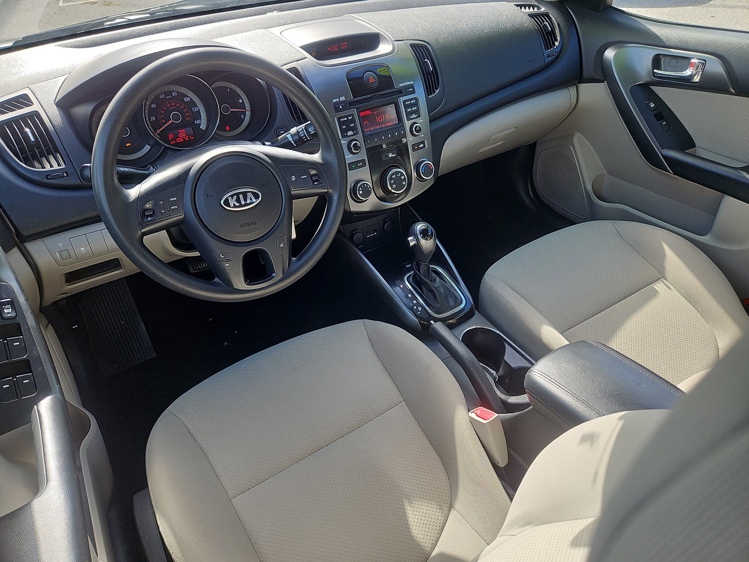 2013 Kia Forte EX photo 3