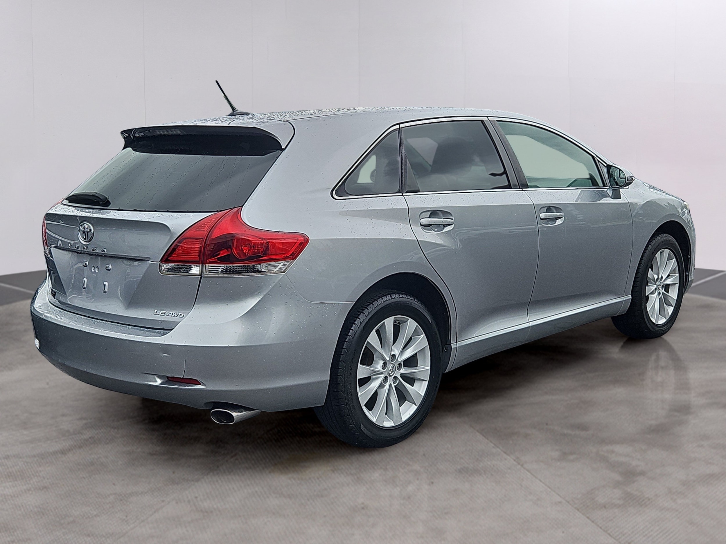 Used 2015 Toyota Venza LE with VIN 4T3BA3BB9FU070302 for sale in Lowell, MA