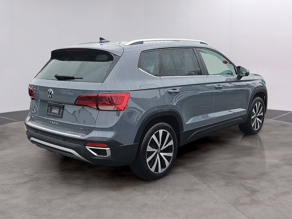 Used 2023 Volkswagen Taos 1.5T SE SUV