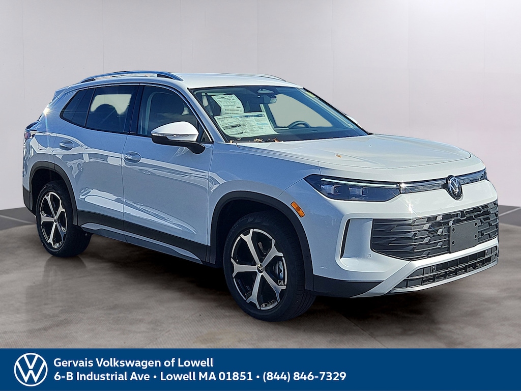 New 2025 Volkswagen Tiguan 2.0T SE SUV