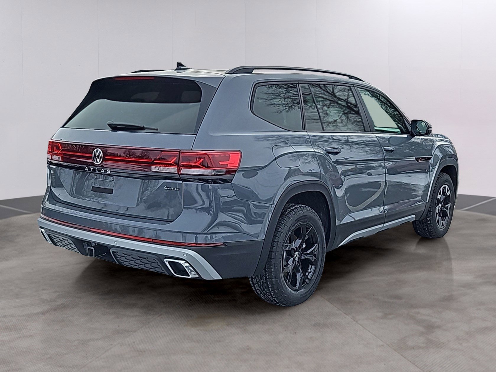 2025 Volkswagen Atlas Peak Edition SE photo 2