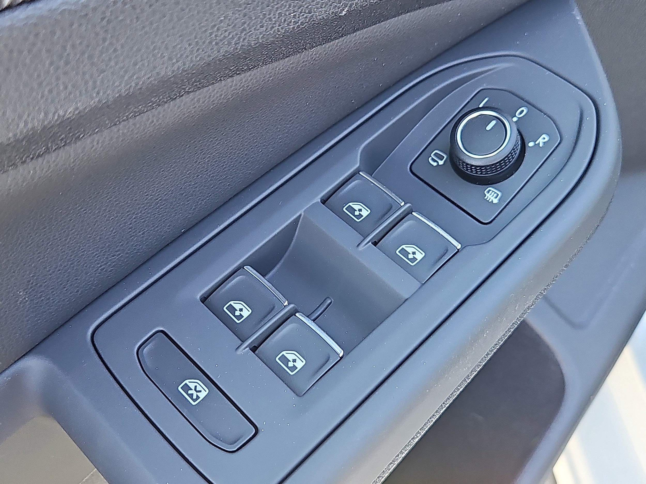 2025 Volkswagen Golf GTI SE - Photo 20