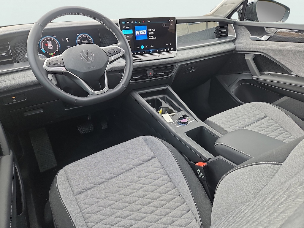 New 2025 Volkswagen Tiguan 2.0T S SUV