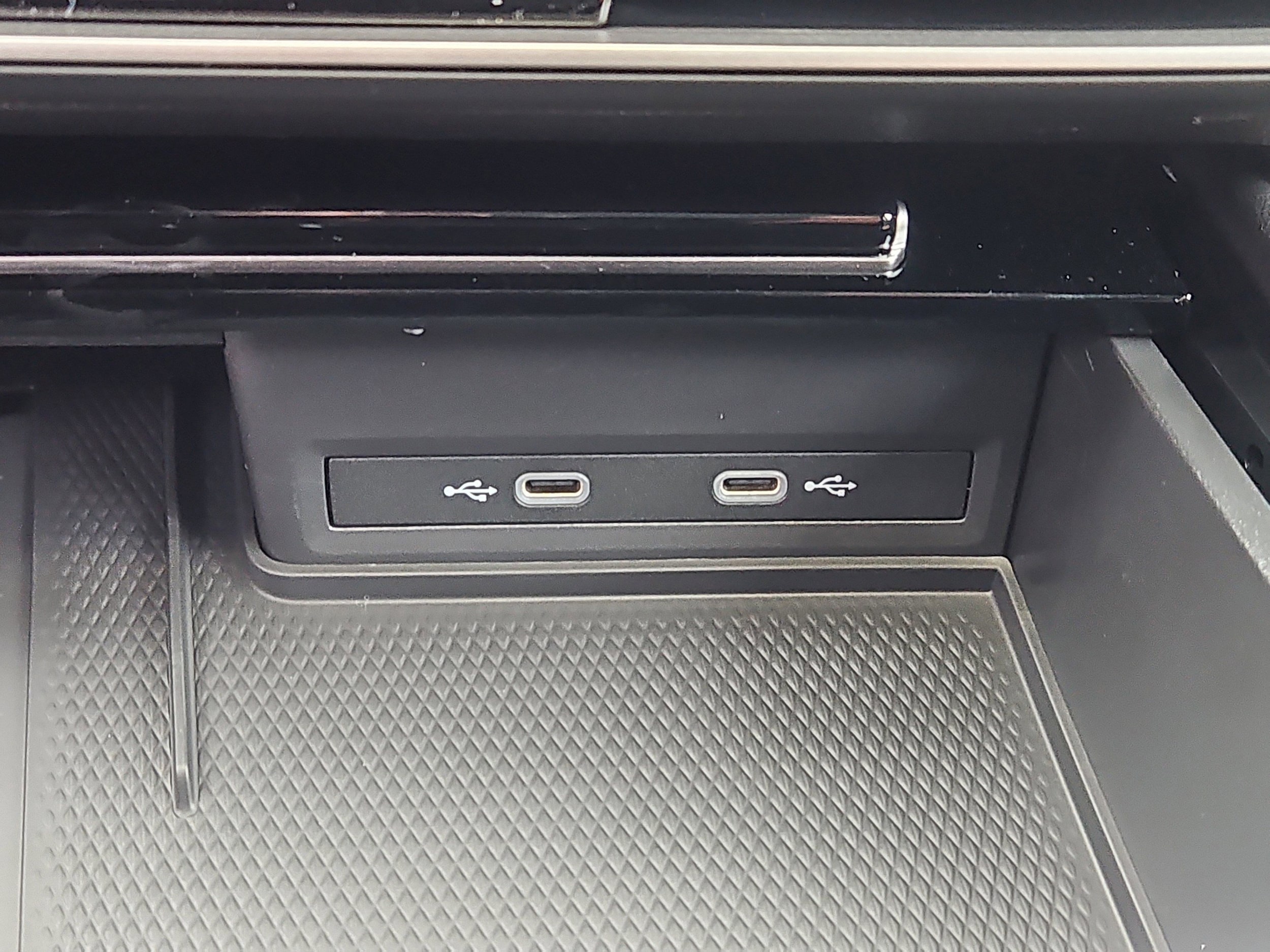 2026 Volkswagen Atlas SE w/Tech - Photo 10