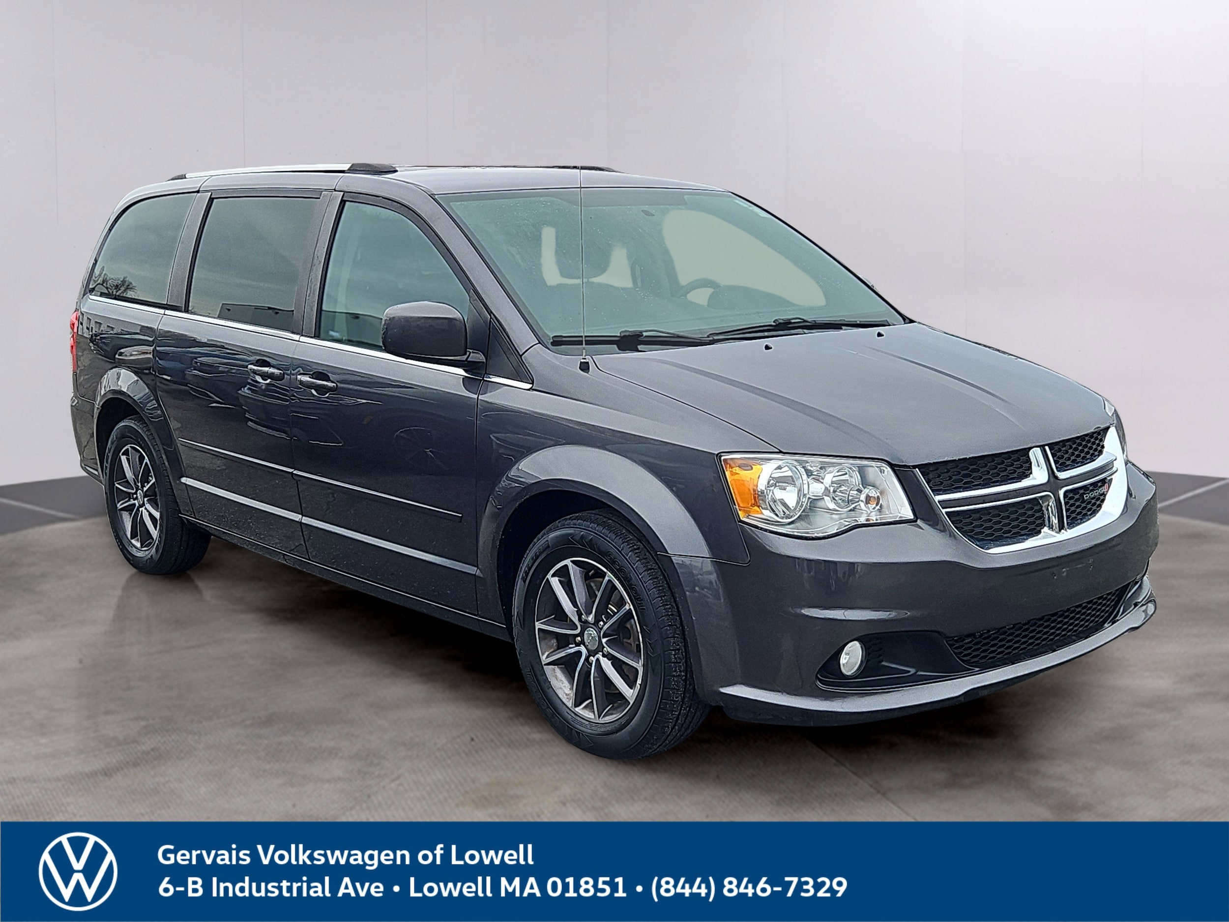 2017 Dodge Grand Caravan SXT's photo