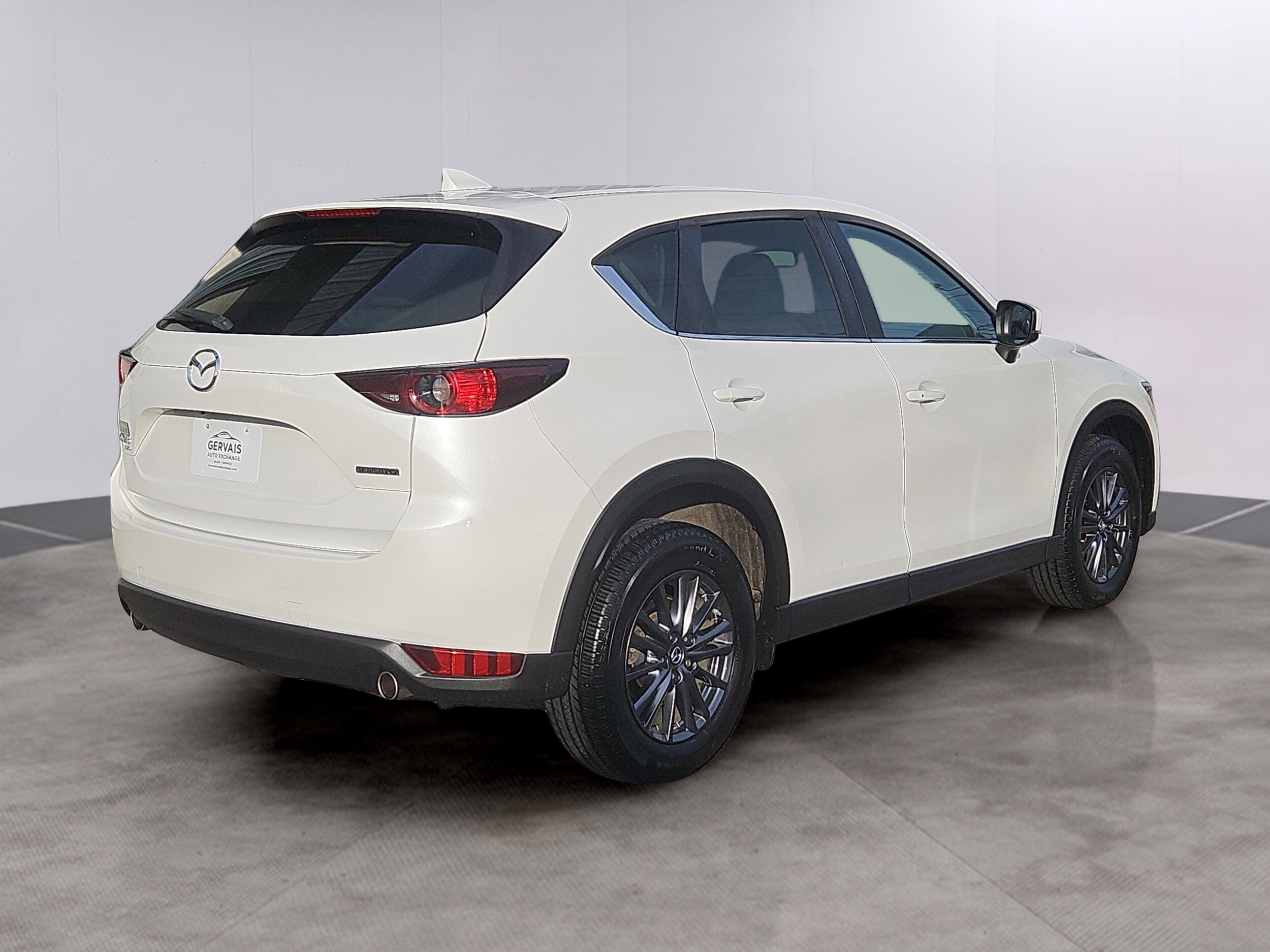 2020 Mazda CX-5 Touring photo 2