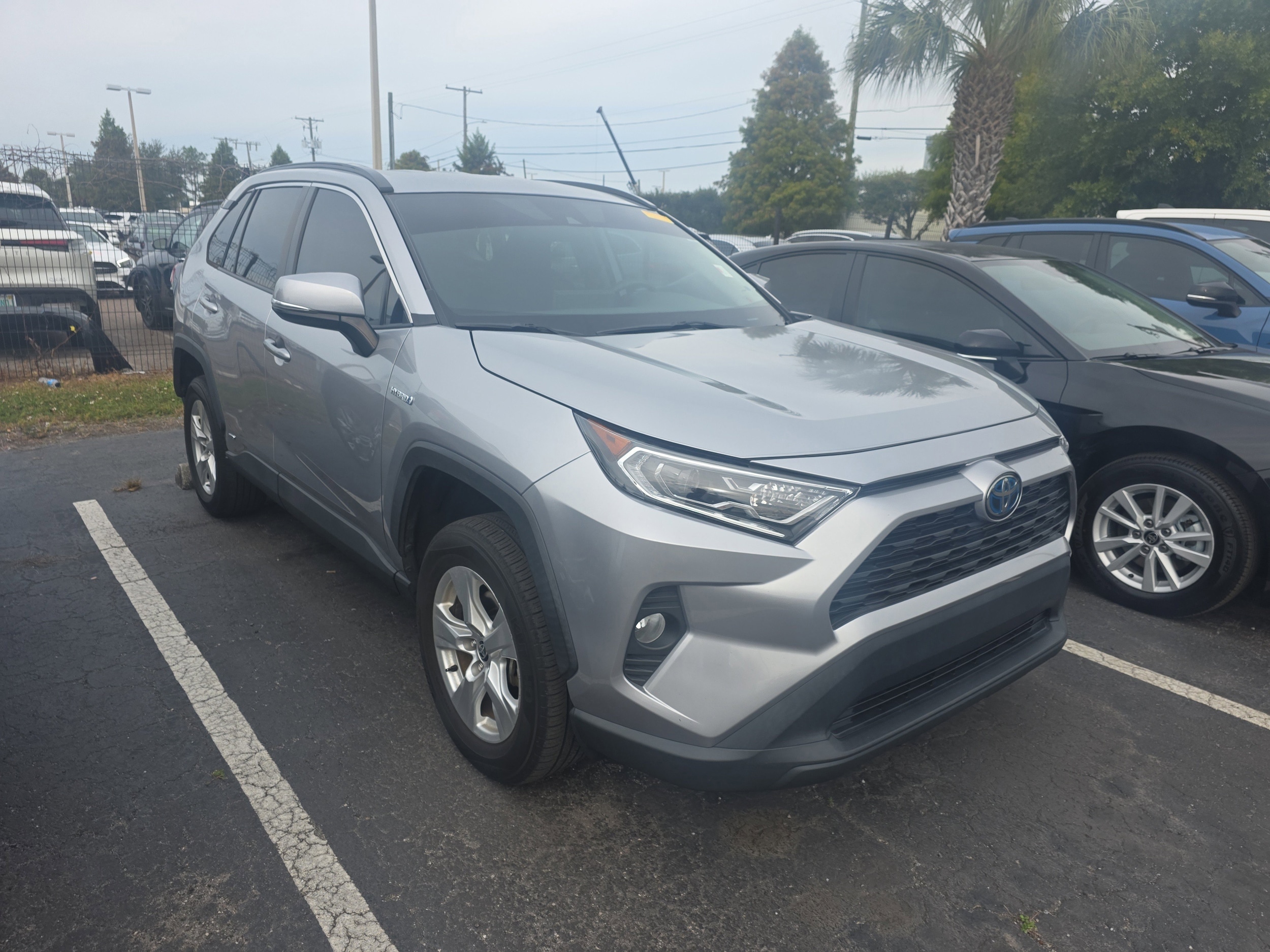 Used 2021 Toyota RAV4 XLE with VIN 4T3RWRFV8MU049641 for sale in Northfield, Minnesota