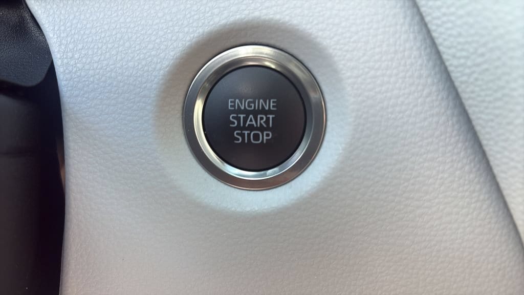 2026 Toyota Corolla SE - Photo 22