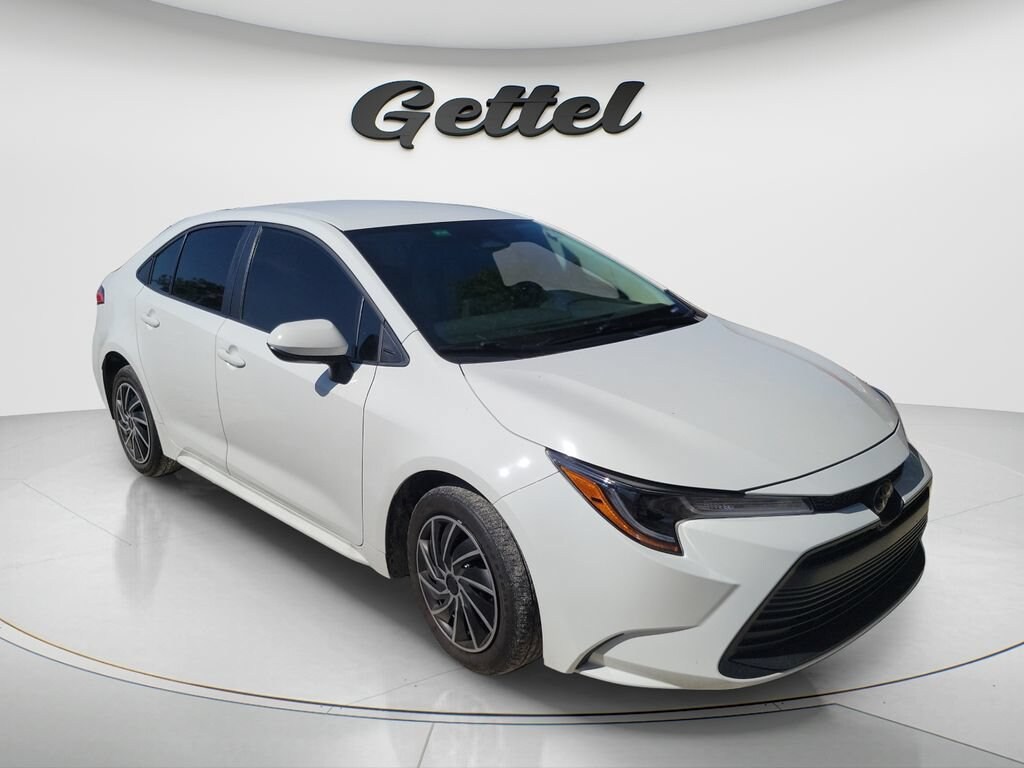 Certified 2024 Toyota Corolla LE Sedan