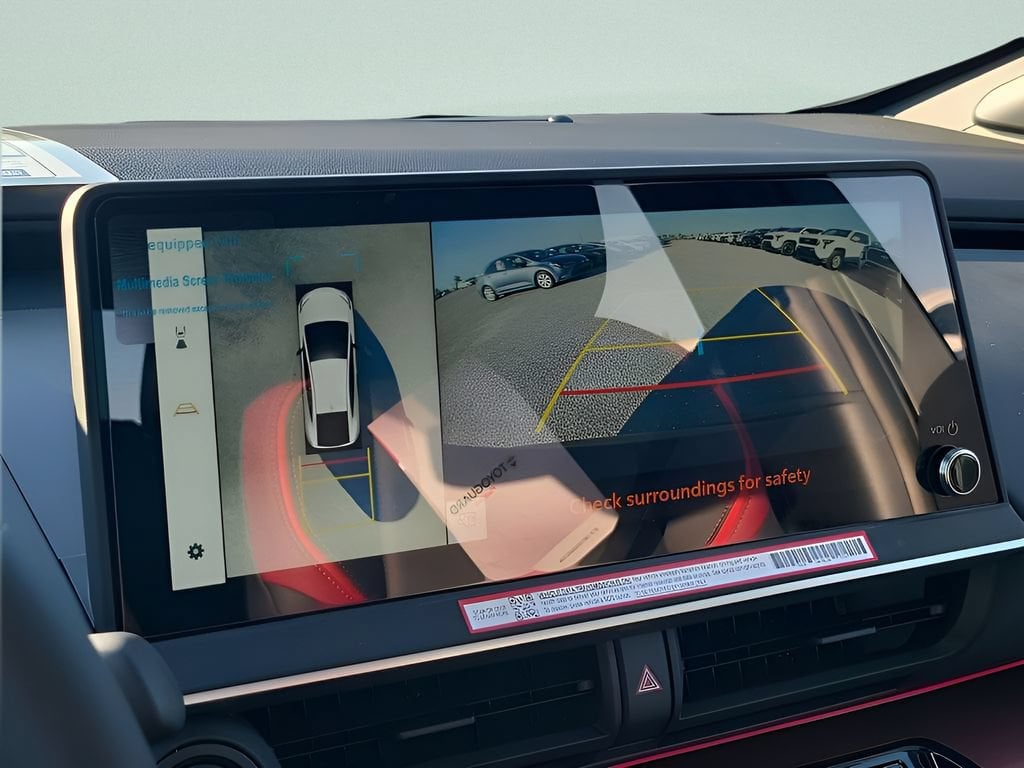 2026 Toyota Prius Plug-in Hybrid XSE Premium - Photo 31
