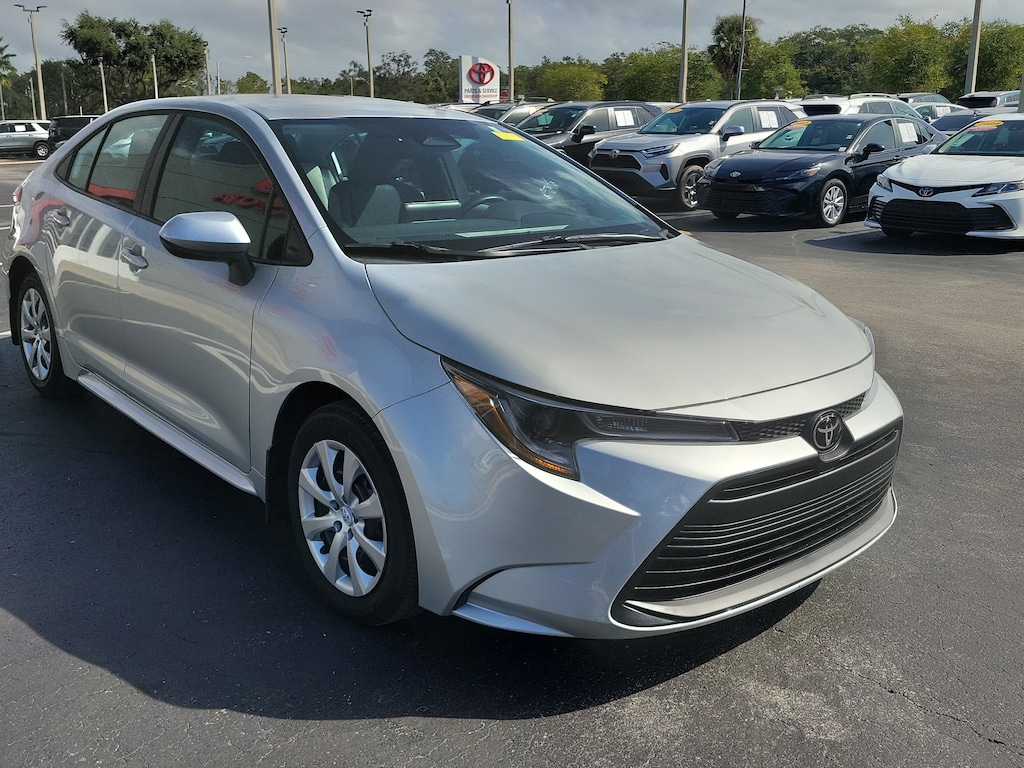 Certified 2025 Toyota Corolla LE Sedan