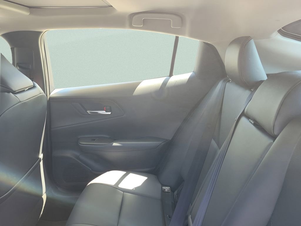 2026 Toyota Prius Plug-in Hybrid XSE - Photo 9