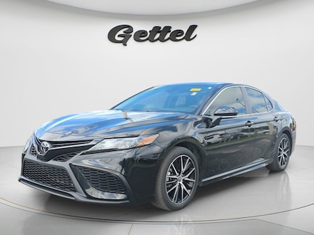 2024 Toyota Camry SE Sedan