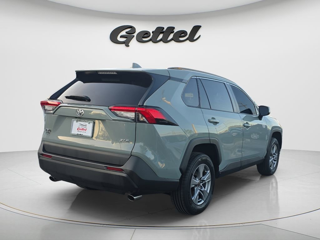 Used 2022 Toyota RAV4 XLE SUV