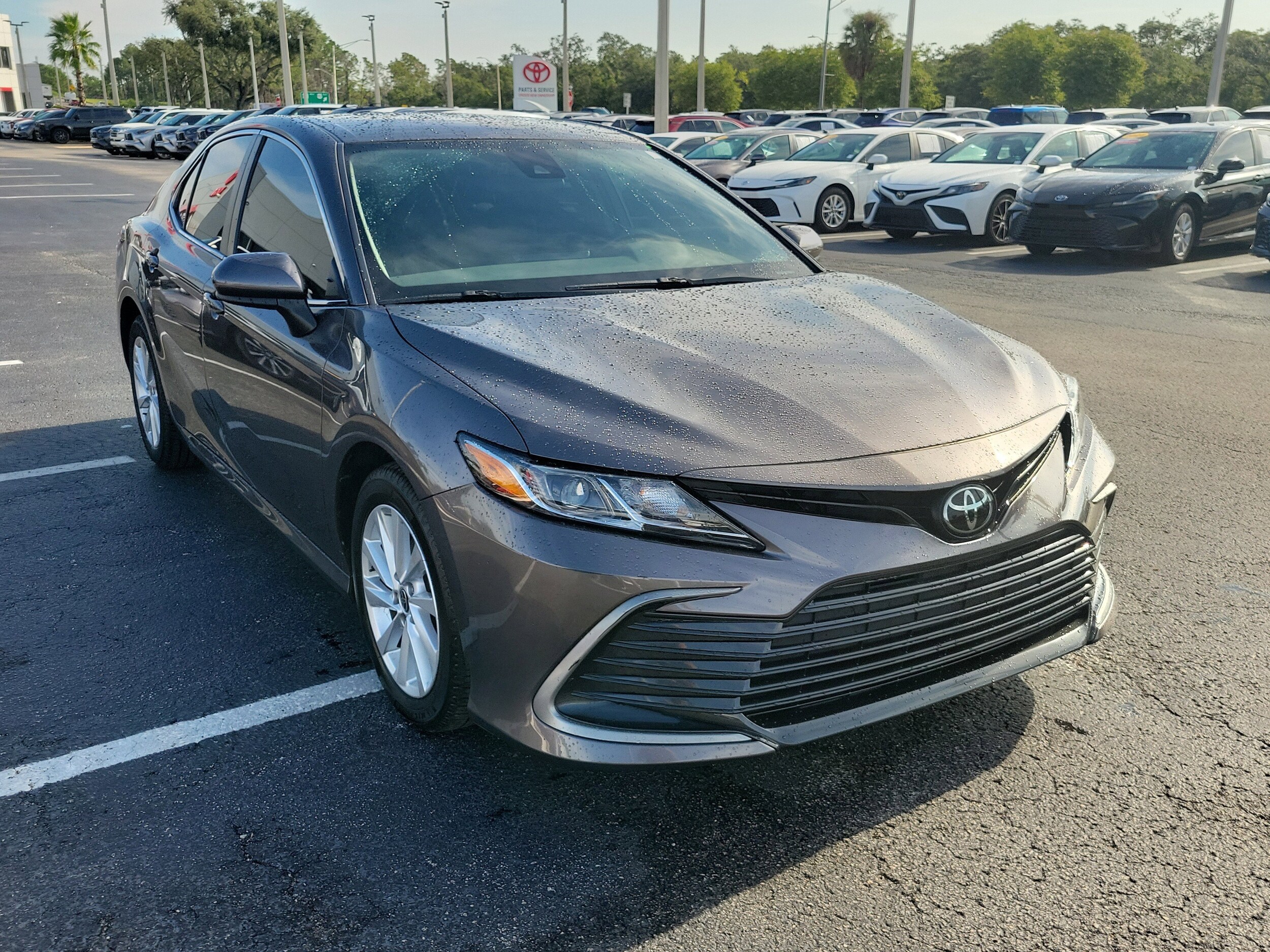 2023 Toyota Camry LE photo 2