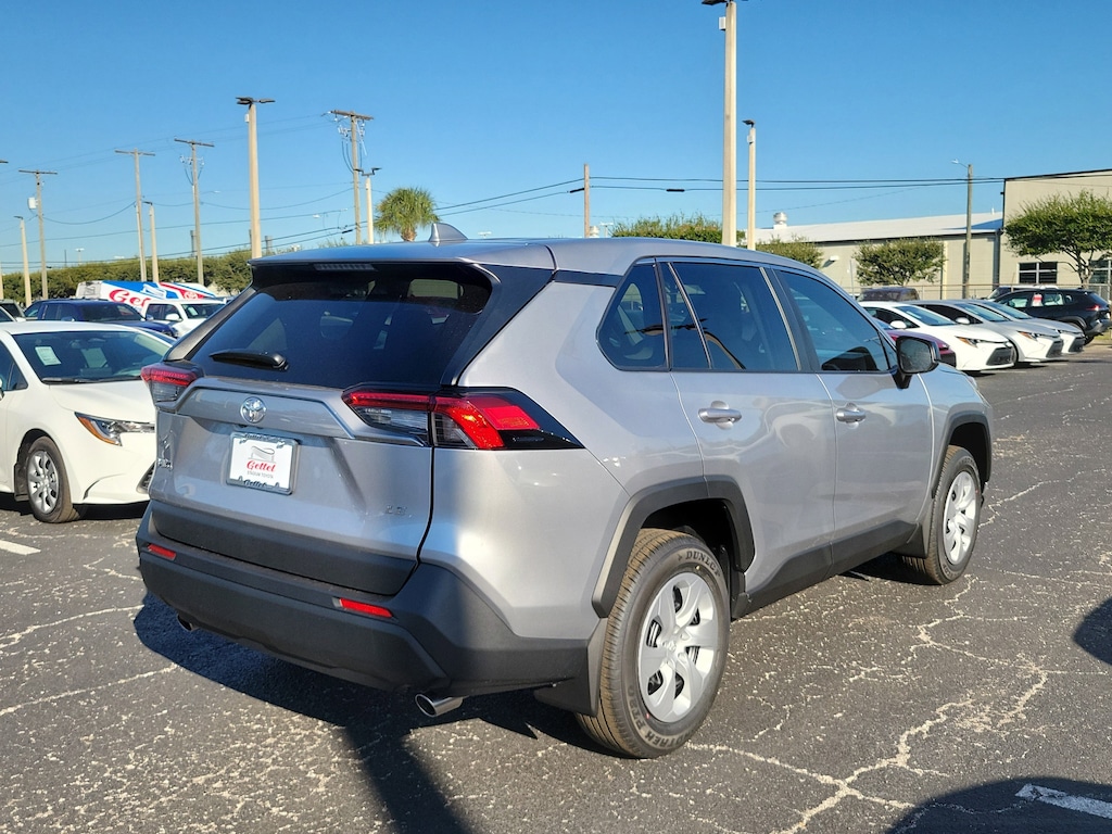 New 2025 Toyota RAV4 LE SUV
