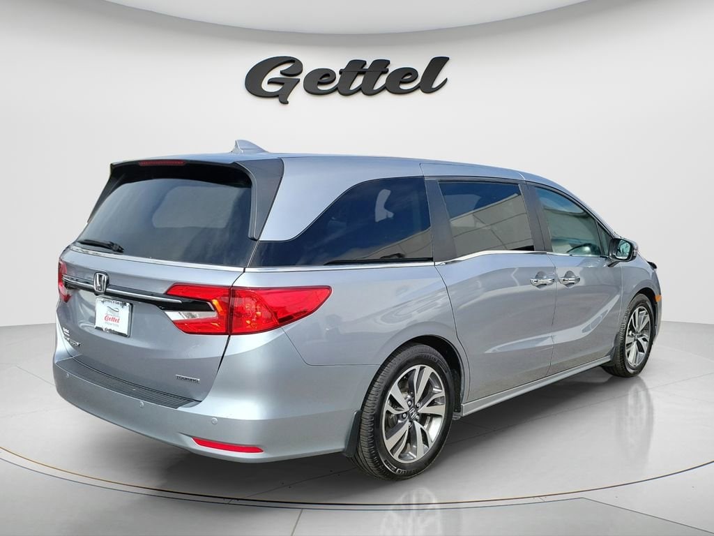 Used 2023 Honda Odyssey Touring Van